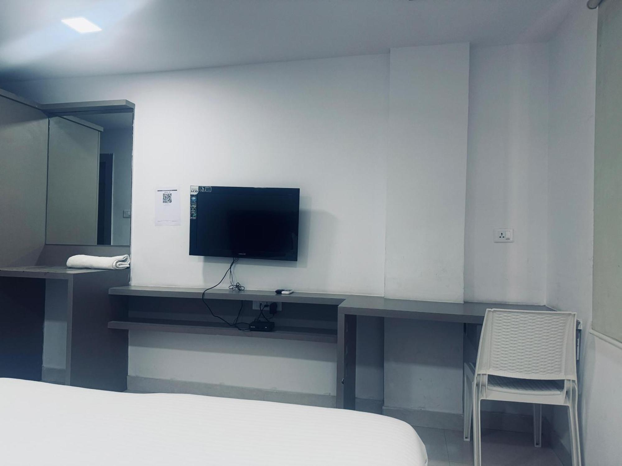 La Riviera Suites Χιντεραμπάντ Εξωτερικό φωτογραφία