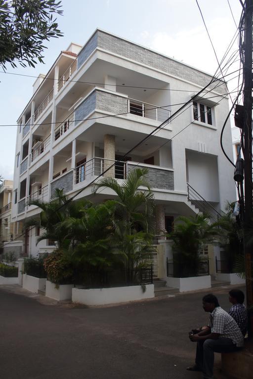 La Riviera Suites Χιντεραμπάντ Εξωτερικό φωτογραφία